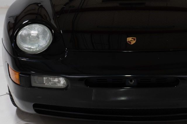 1995 Porsche 968 Base Trim