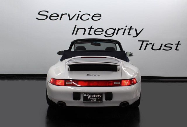 1997 Porsche 911 Carrera 2dr Carrera Cabriolet w/Tiptronic