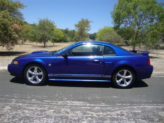 Bluebook 2004 ford mustang #7